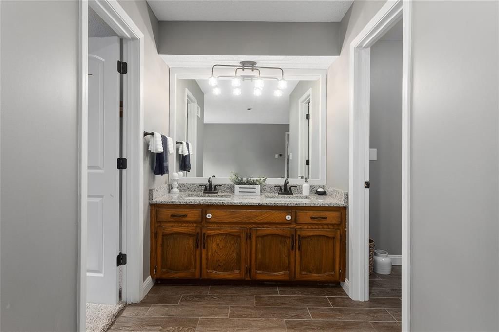 6744 N Park Avenue — photo 17