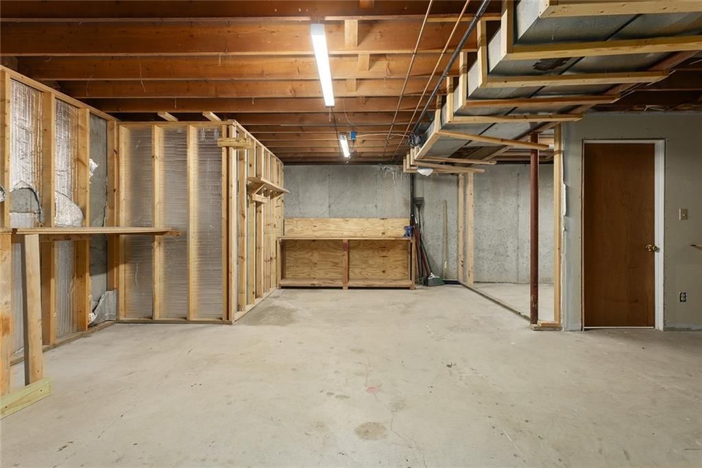 6744 N Park Avenue — photo 33
