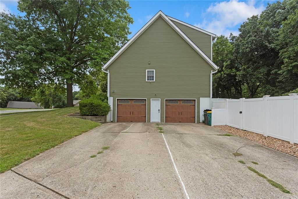 6744 N Park Avenue — photo 39