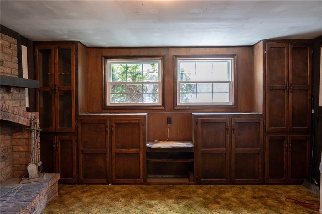 Photo 17 of 40 - 19120 E 14th Street N