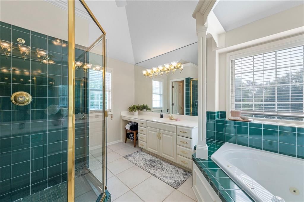 12121 Walnut Street — photo 25