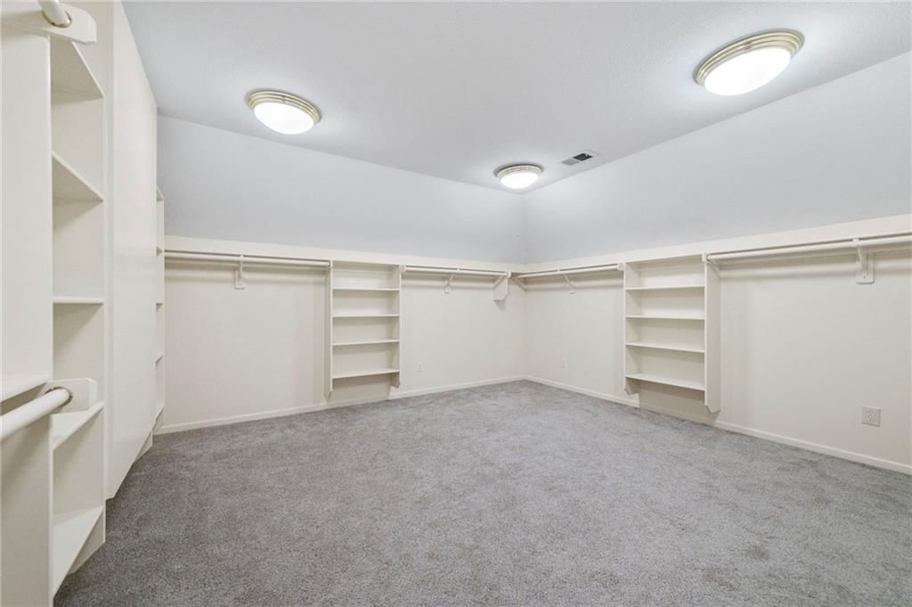 12121 Walnut Street — photo 28