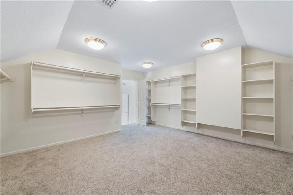 12121 Walnut Street — photo 29