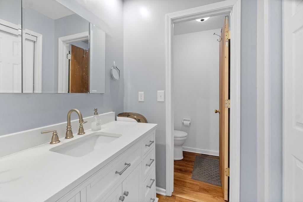 Photo 18 of 29 - 13920 S Sycamore Street