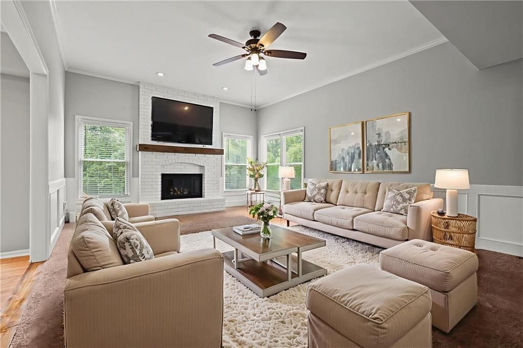 Photo 5 of 48 - 2108 SW Regency Court