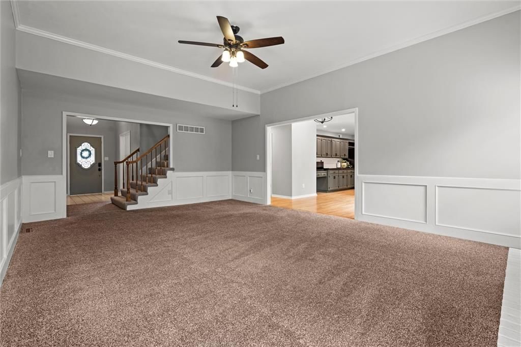 Photo 9 of 48 - 2108 SW Regency Court