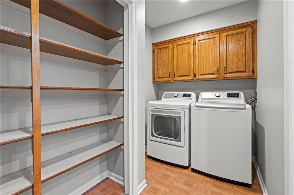 Photo 18 of 48 - 2108 SW Regency Court