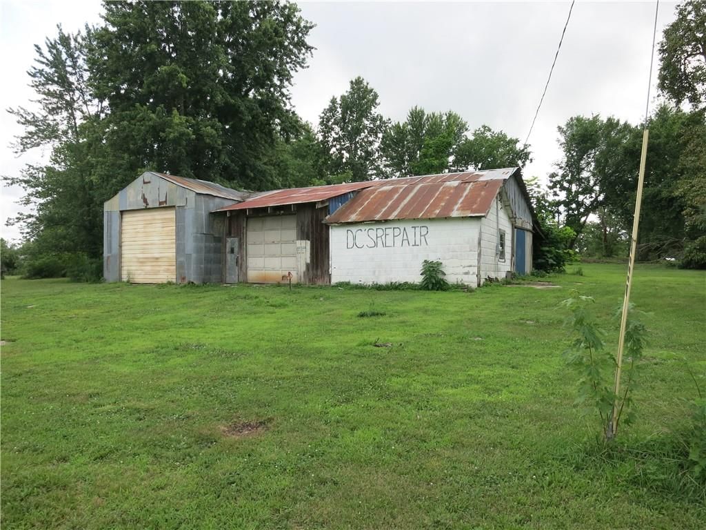 281 Maple Street — photo 3