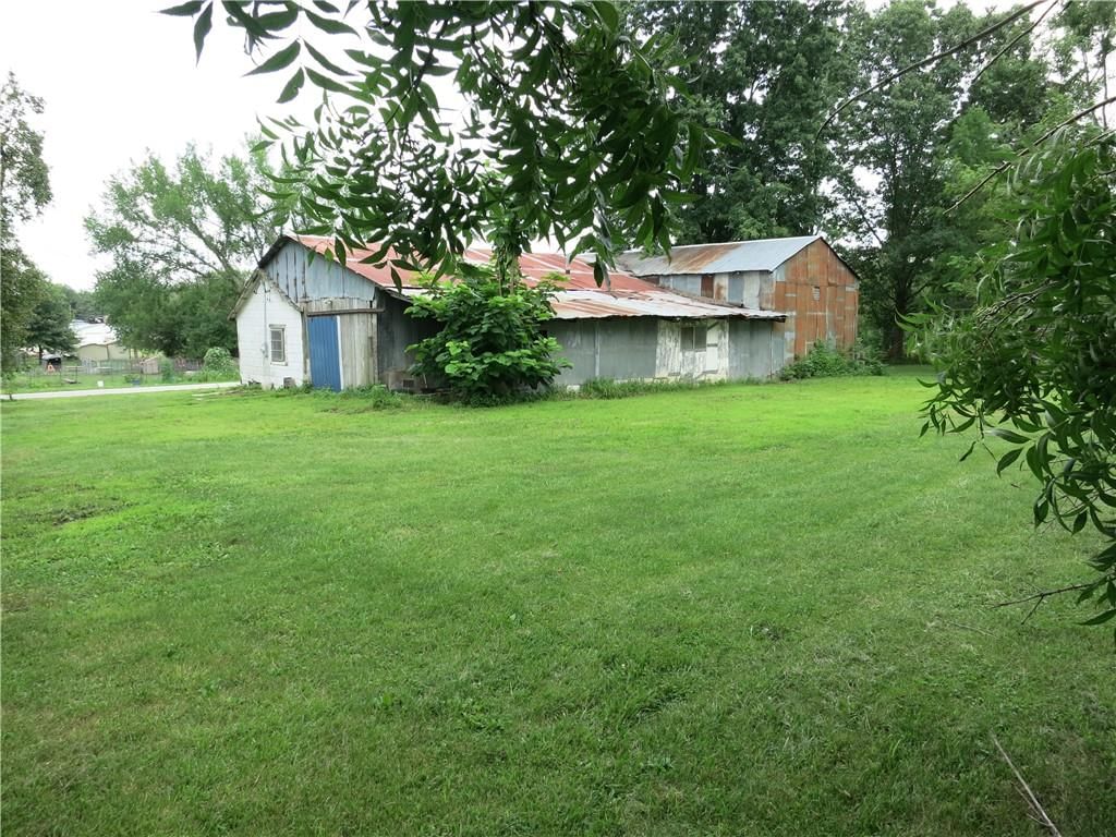 281 Maple Street — photo 7