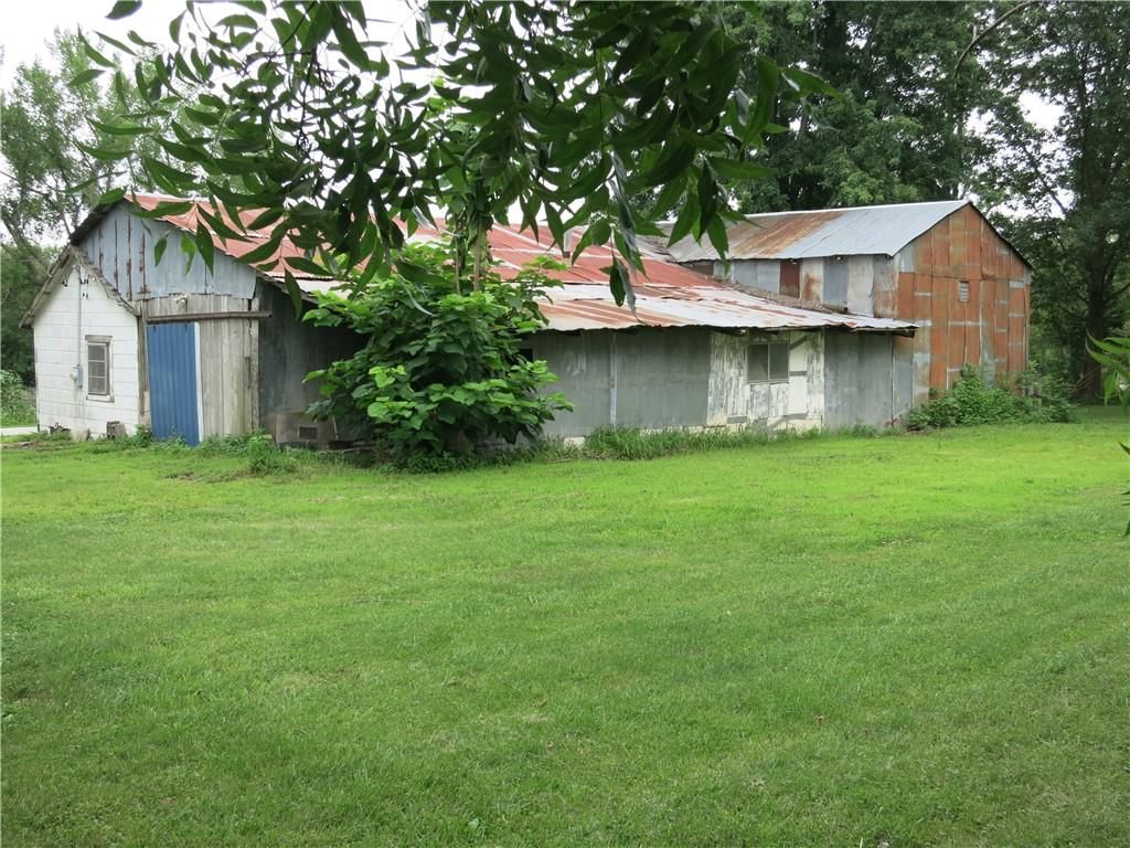 281 Maple Street — photo 8