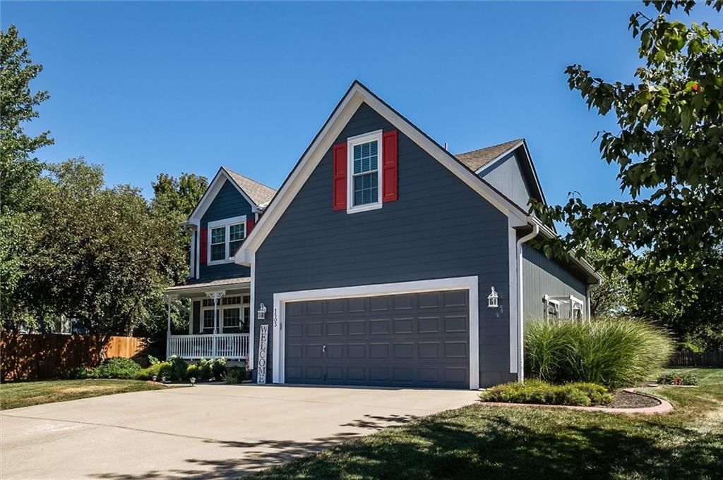 Photo 2 of 36 - 1503 Horseshoe Drive