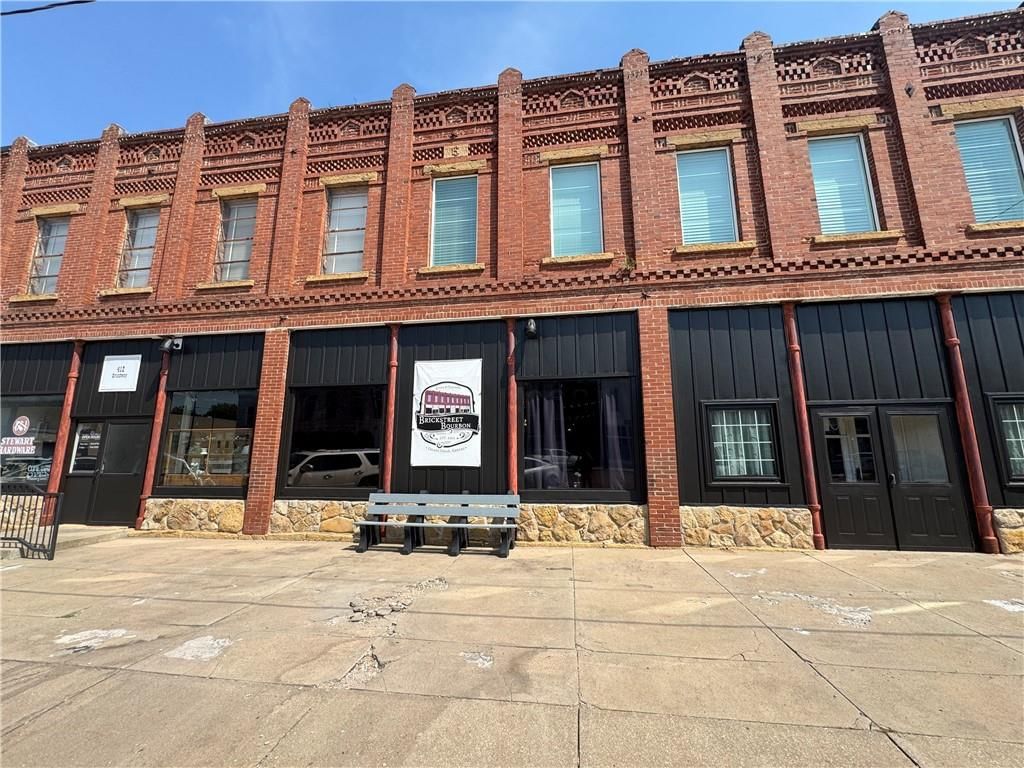 412 Broadway Street — photo 3