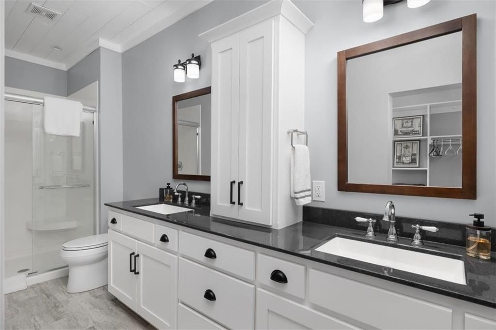 412 Broadway Street — photo 13
