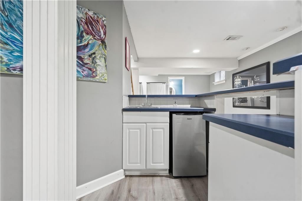 Photo 33 of 50 - 14707 Hadley Street