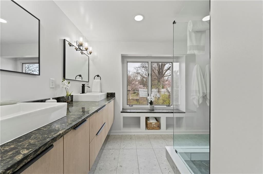 1212 W 69th Street — photo 23