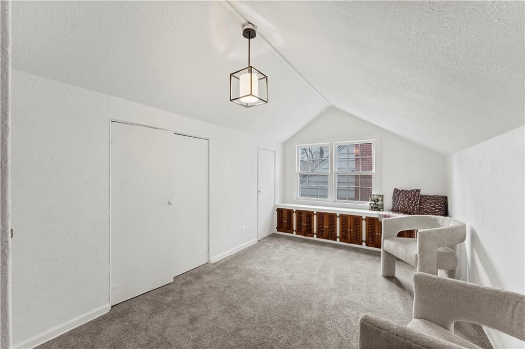 1212 W 69th Street — photo 32