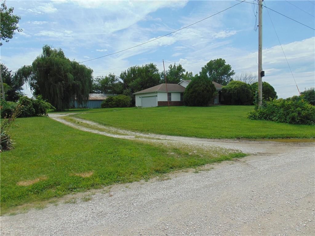 Photo 3 of 49 - 23903 E 321st Street