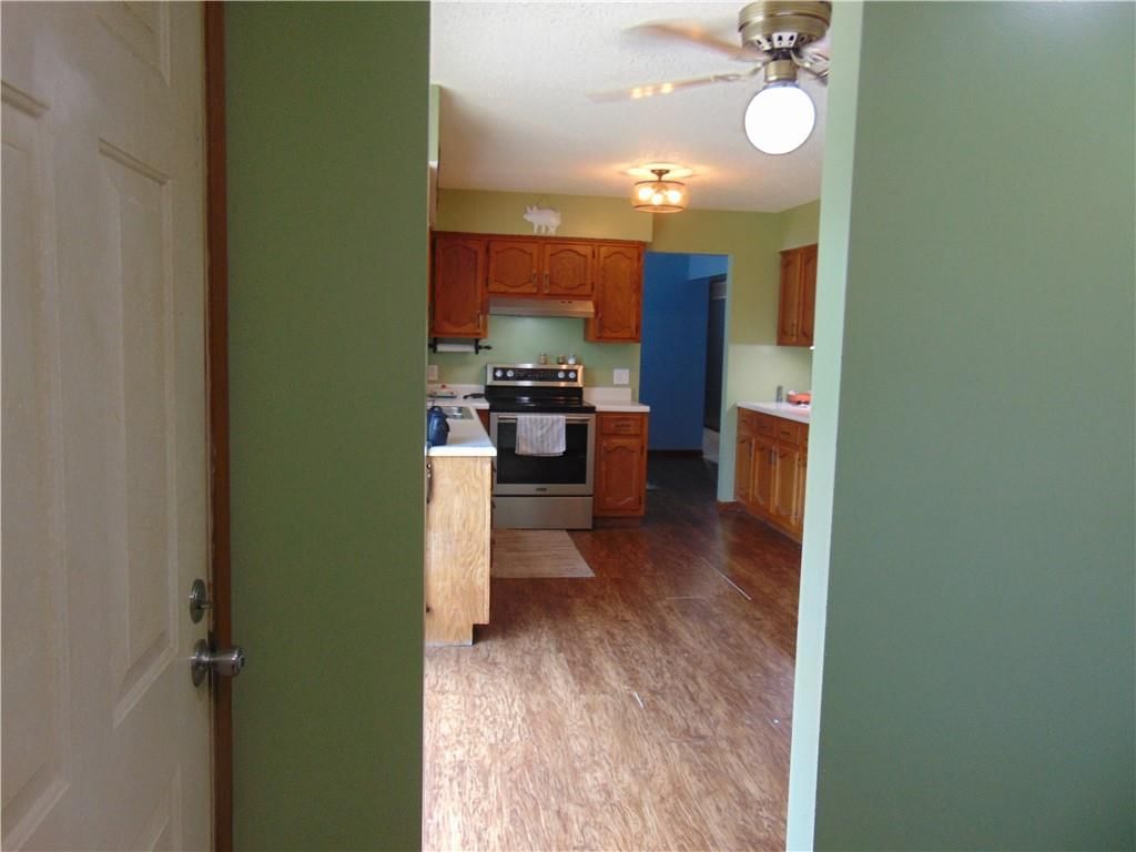 Photo 14 of 49 - 23903 E 321st Street