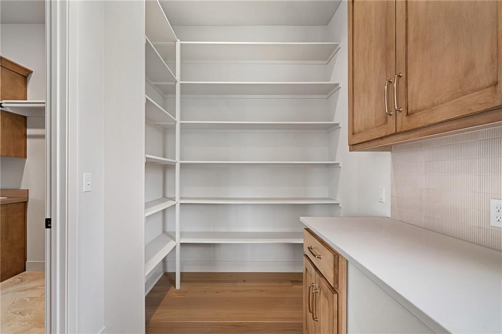 703 Hampstead Drive — photo 23