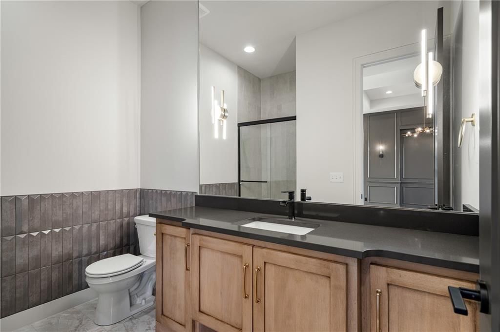 703 Hampstead Drive — photo 36