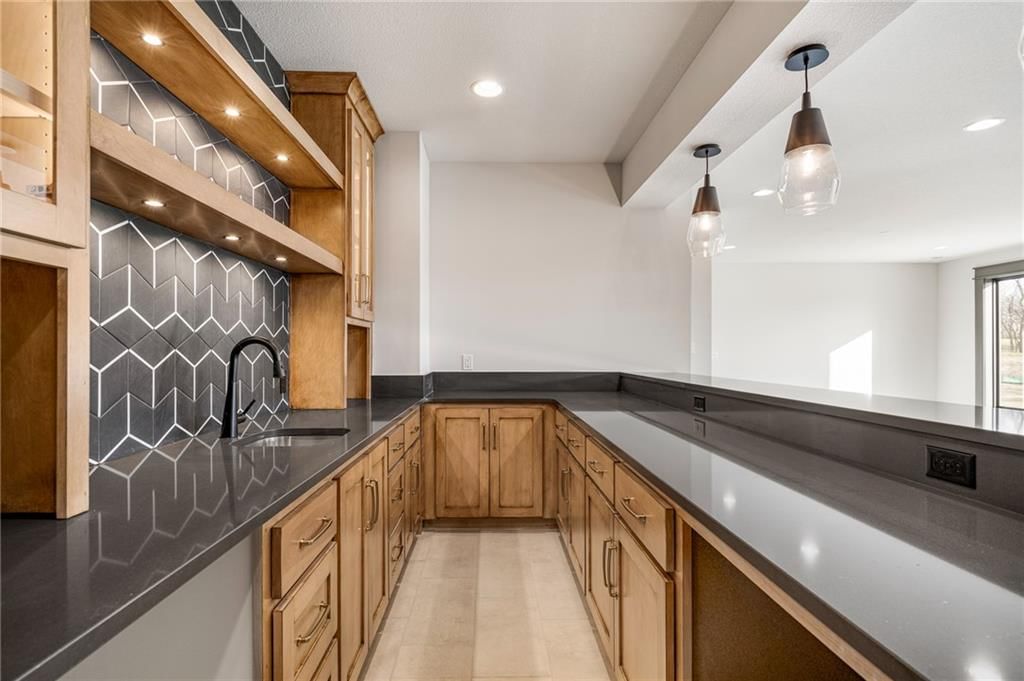 703 Hampstead Drive — photo 45