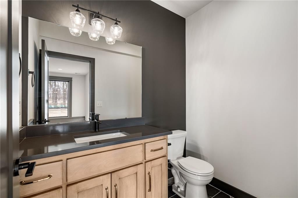 703 Hampstead Drive — photo 47