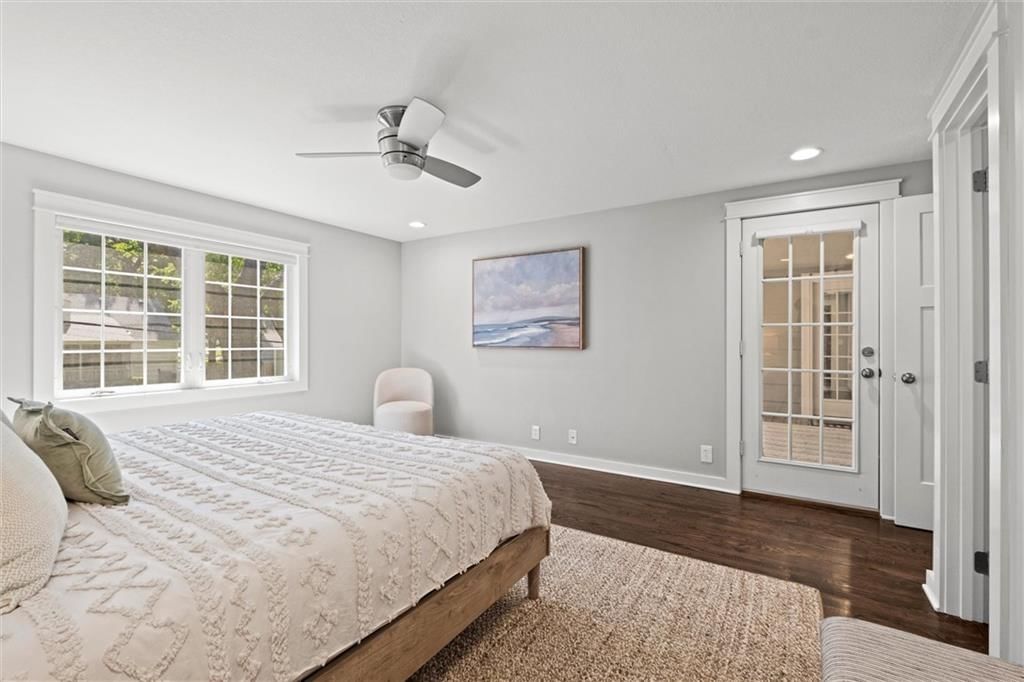 Photo 20 of 49 - 4221 W 74th Street
