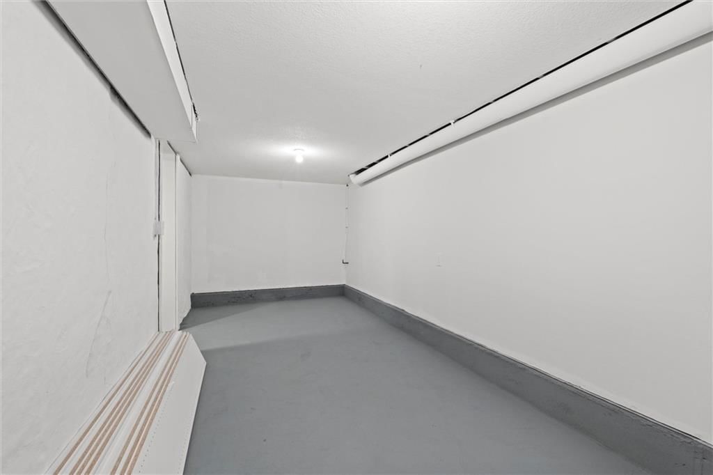 Photo 36 of 49 - 4221 W 74th Street