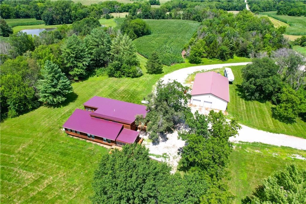 331 NE Hebron Road — photo 3
