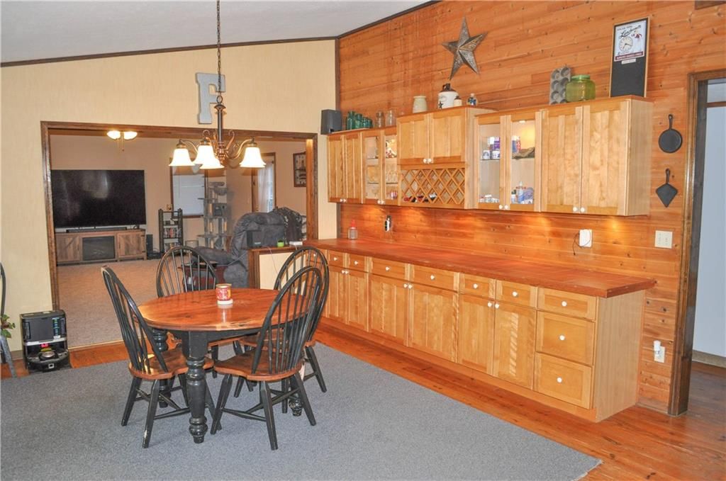 331 NE Hebron Road — photo 10