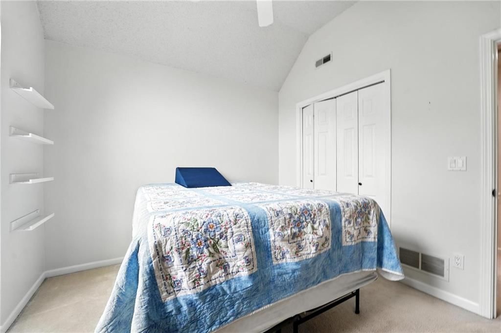 1724 Tudor Lane — photo 28