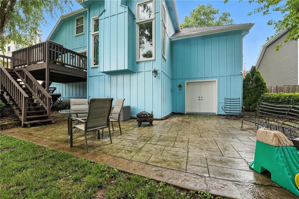 1724 Tudor Lane — photo 35