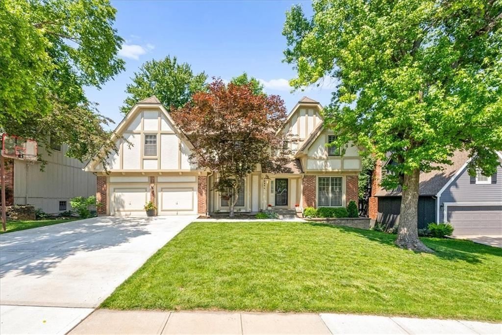 12224 Connell Drive — photo 1