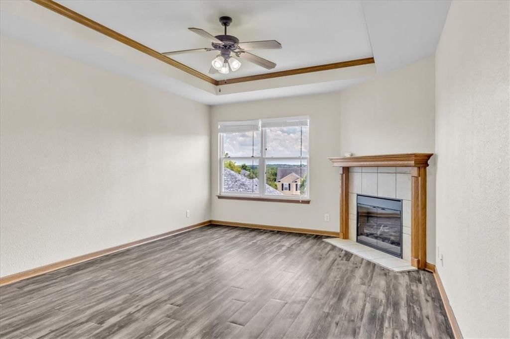 1229 NW Ashley Drive — photo 3