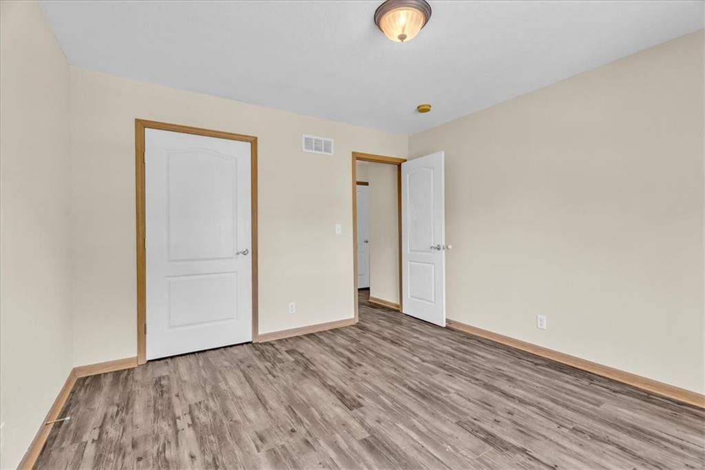 1229 NW Ashley Drive — photo 11