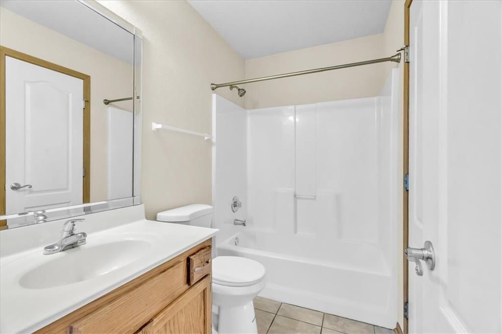 1229 NW Ashley Drive — photo 12