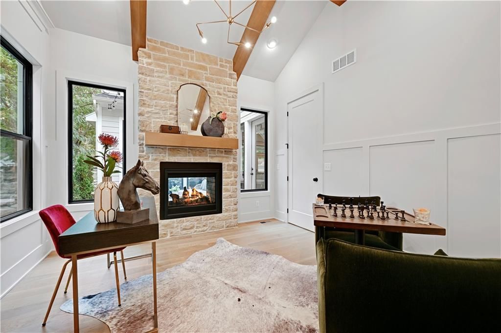 5111 W 72nd Terrace — photo 9