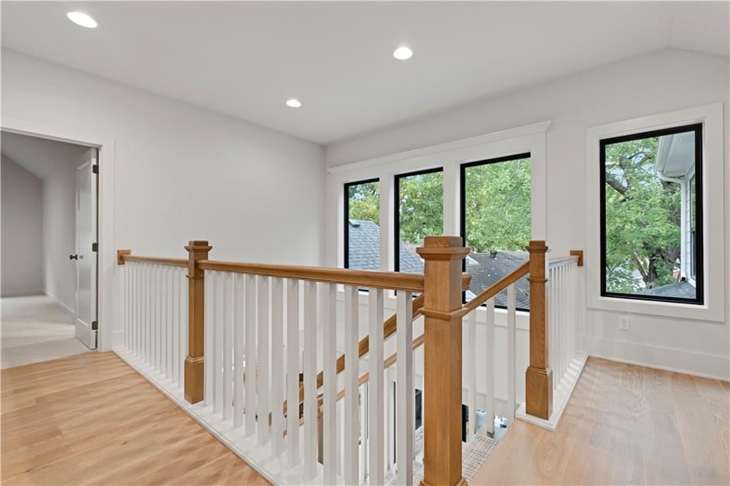 5111 W 72nd Terrace — photo 31