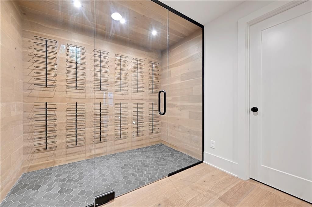 5111 W 72nd Terrace — photo 40