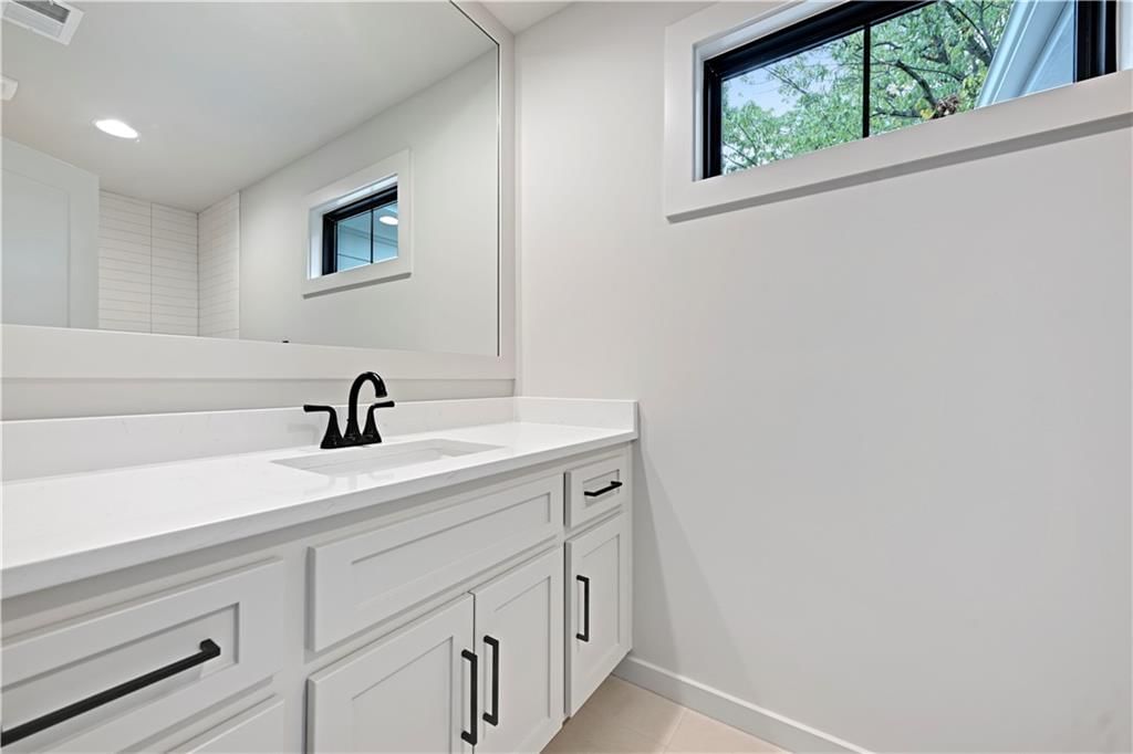 5111 W 72nd Terrace — photo 48