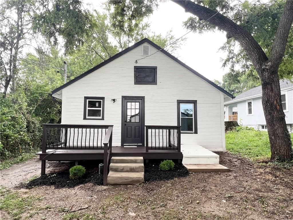 Photo 18 of 18 - 4018 Silver Avenue
