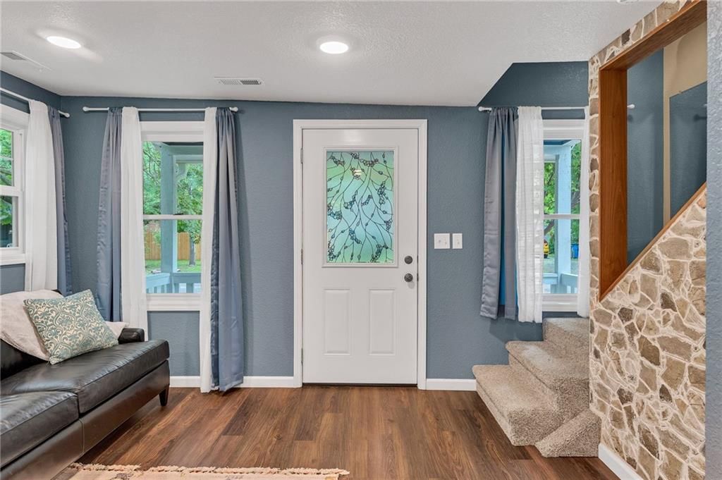 Photo 9 of 32 - 320 Funston Avenue