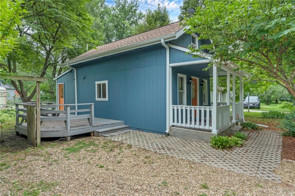 Photo 27 of 32 - 320 Funston Avenue