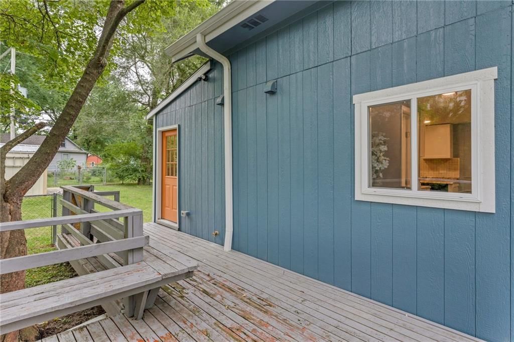 Photo 28 of 32 - 320 Funston Avenue