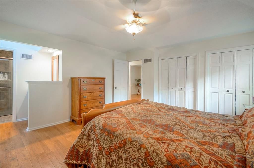 10508 Lee Boulevard — photo 16
