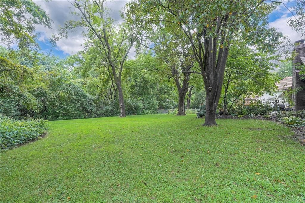 10508 Lee Boulevard — photo 34