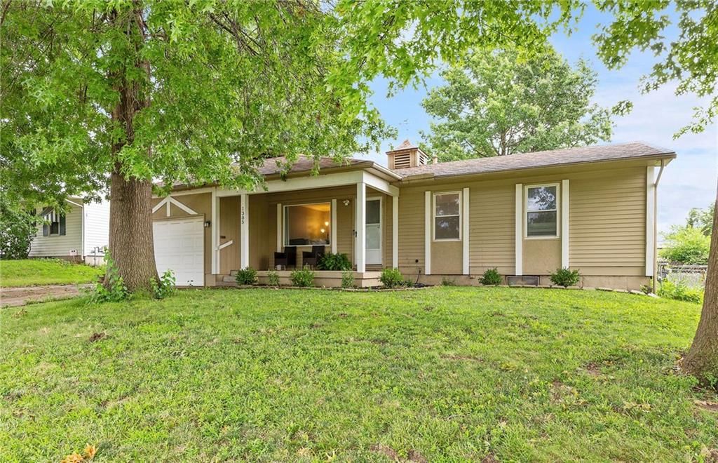 1305 SWOPE Drive — photo 1