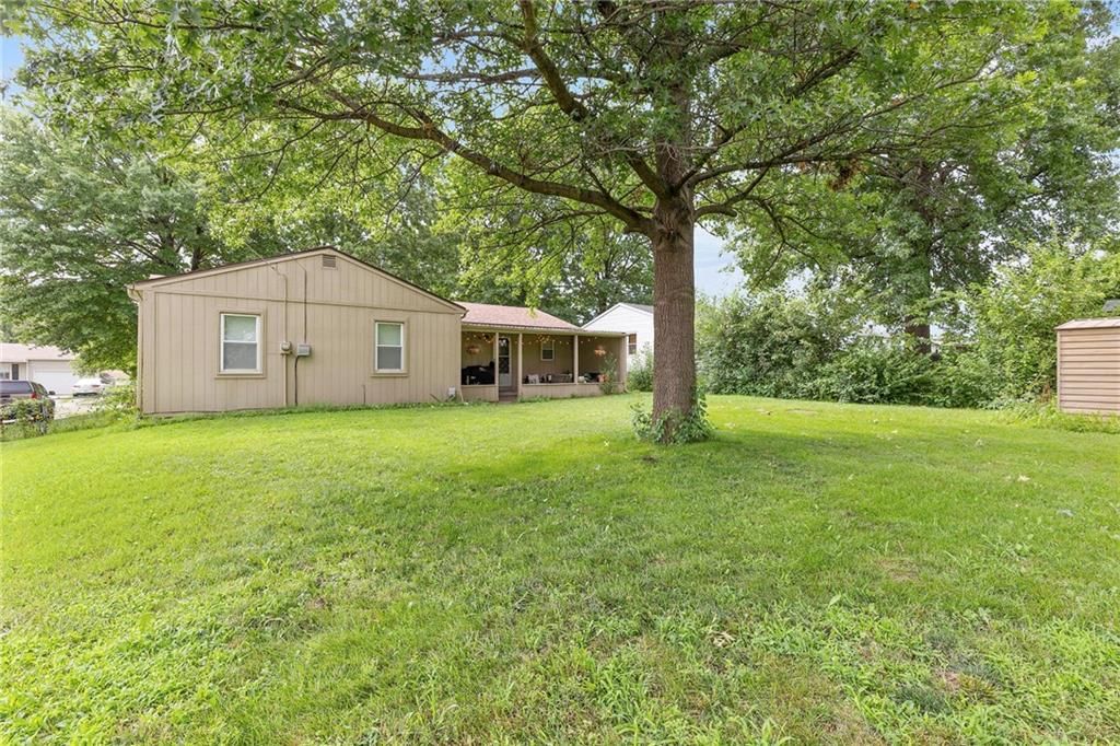 1305 SWOPE Drive — photo 33