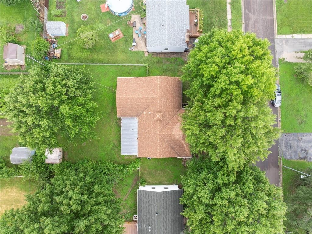 1305 SWOPE Drive — photo 36