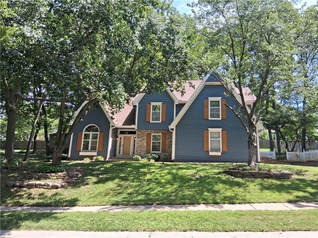 1107 Wildbriar Drive — photo 3